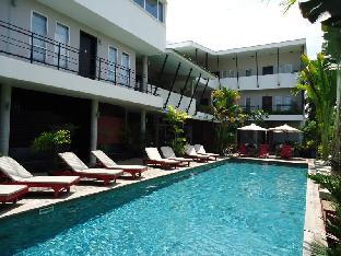 mens resort and spa caters to gay men