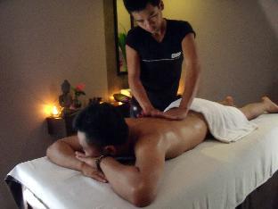mens resort and spa caters to gay men