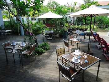 mens resort and spa caters to gay men
