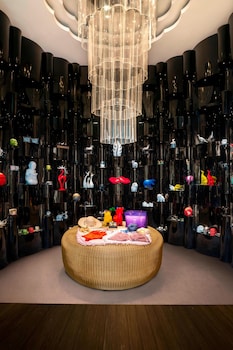 w bali seminyak chse certified