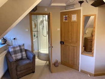 llwyn onn guest house