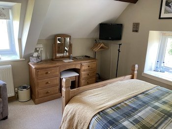 llwyn onn guest house