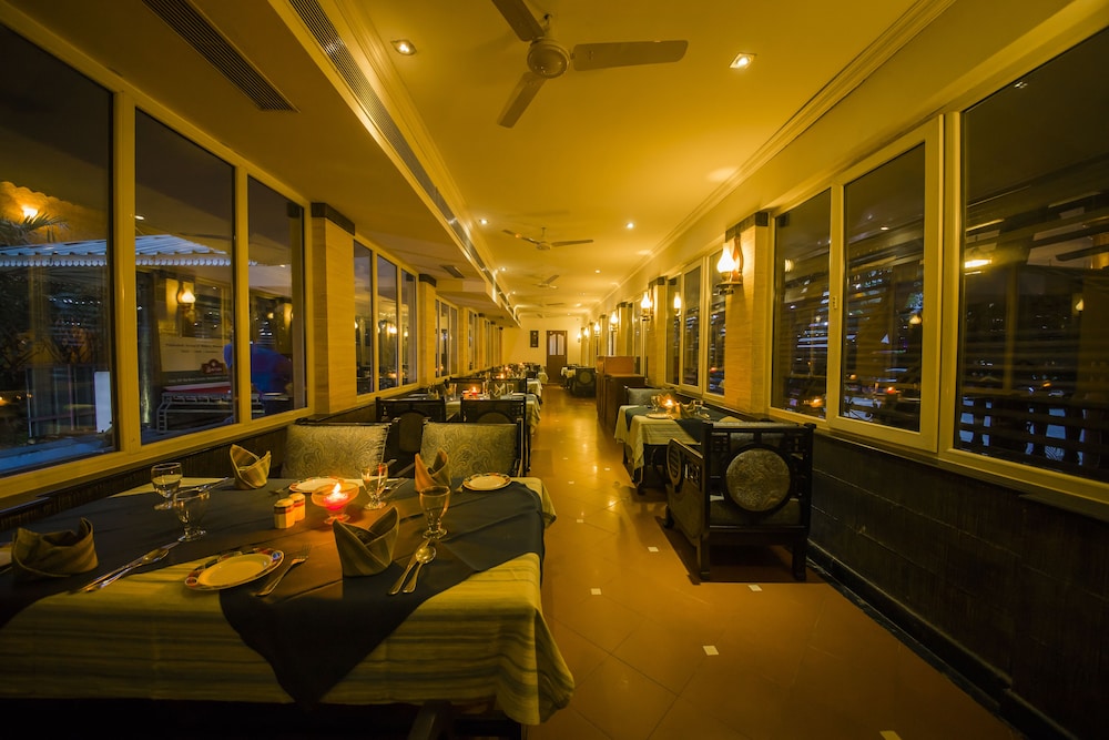 the renai cochin