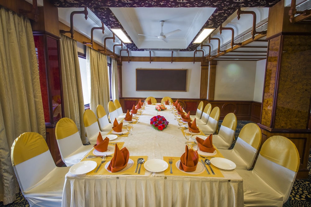 the renai cochin