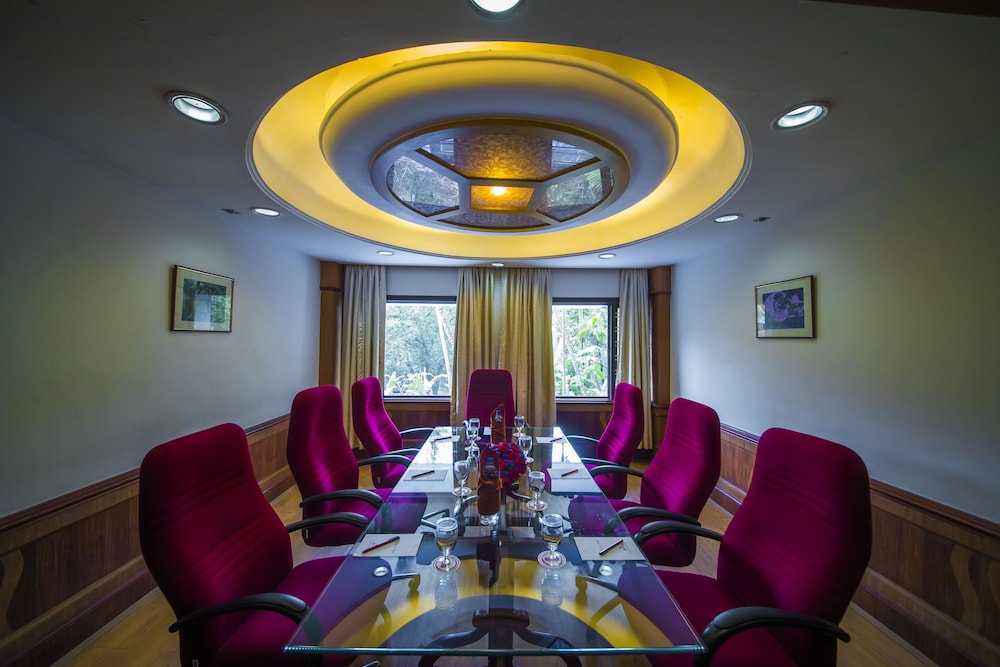 the renai cochin