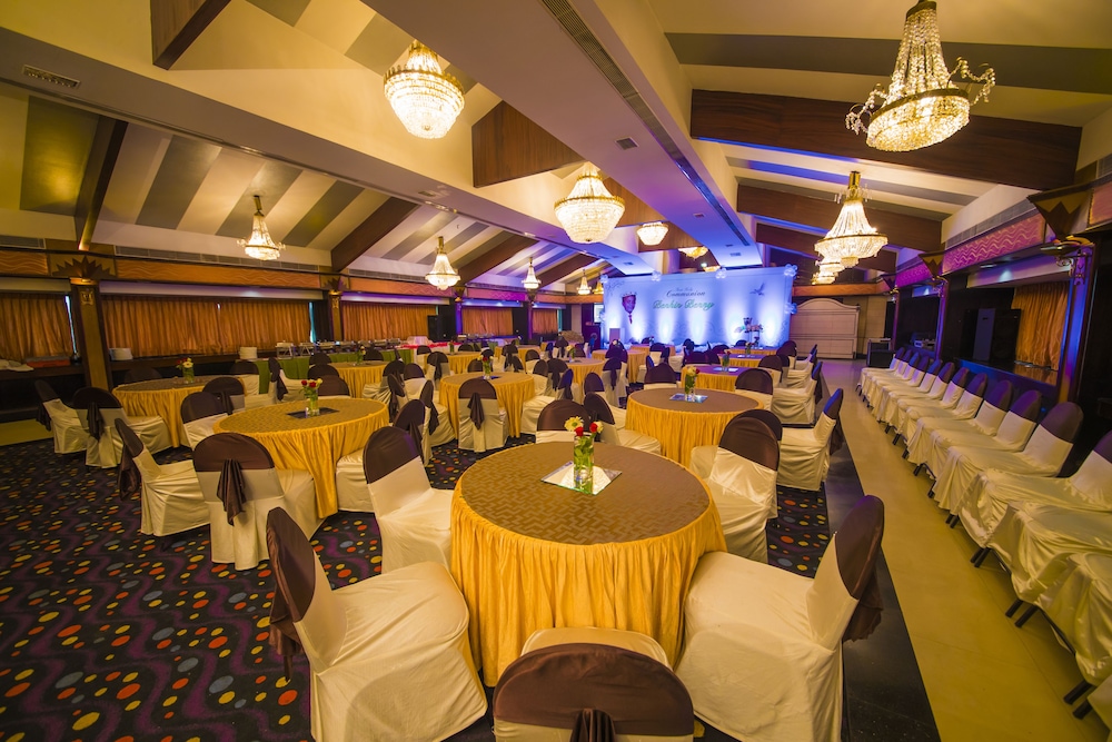 the renai cochin
