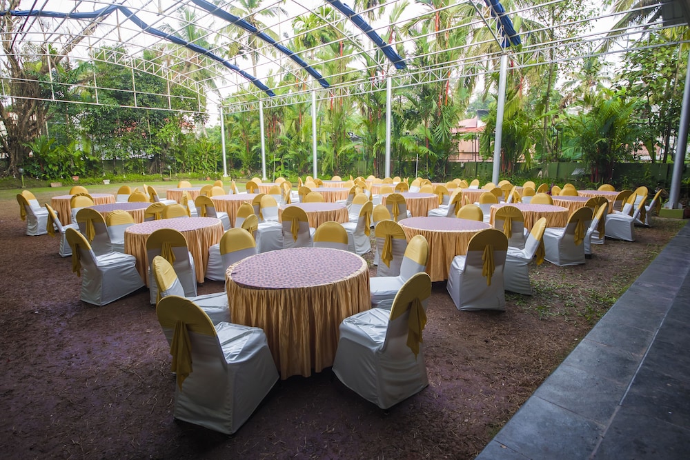 the renai cochin