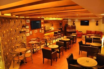 Ceasars Park Hotel,Beirut Governorate>>Beirut,3 star