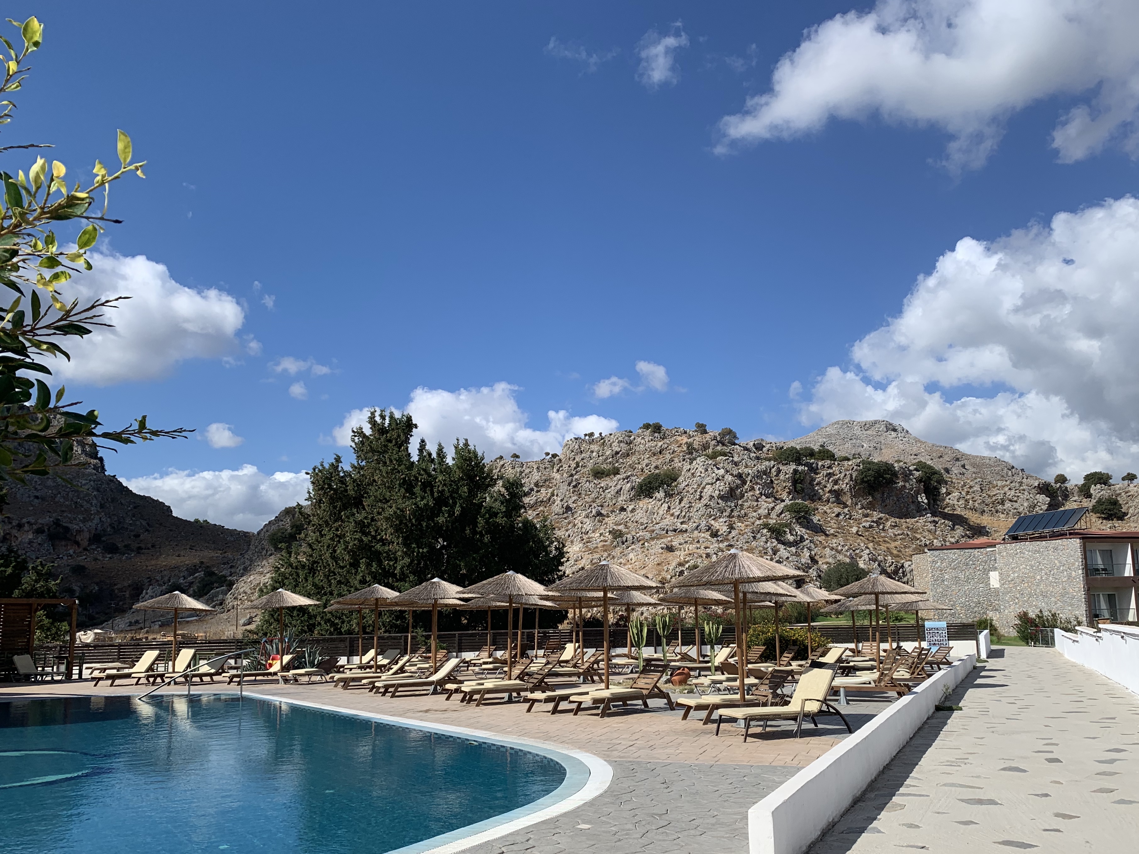 anavadia hotel