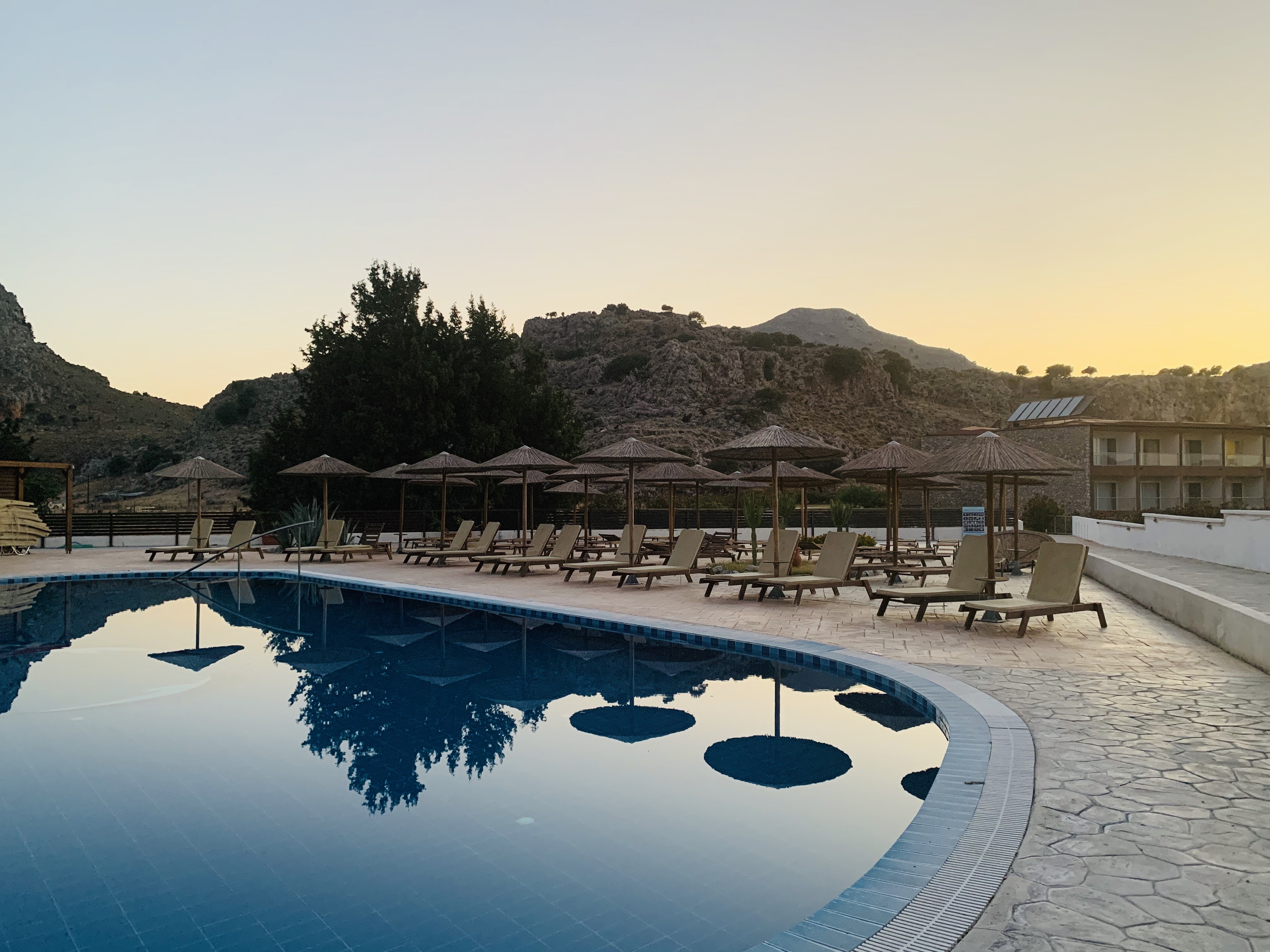 anavadia hotel