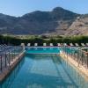 anavadia hotel
