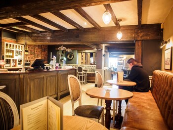 cross roads hotel by greene king inns