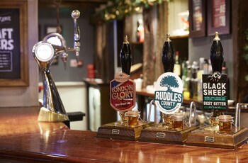 cross roads hotel by greene king inns