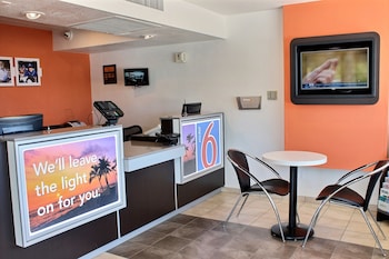 motel 6 coalinga ca east