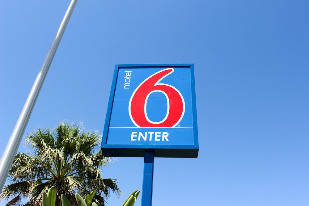 motel 6 coalinga ca east