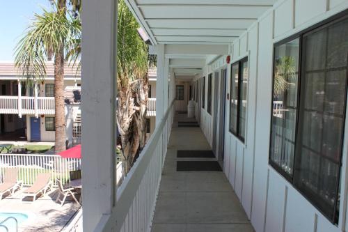motel 6 coalinga ca east