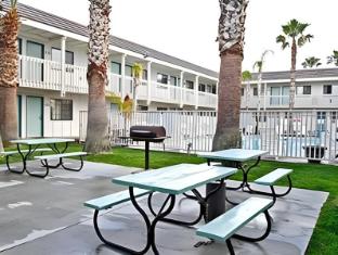 motel 6 coalinga ca east