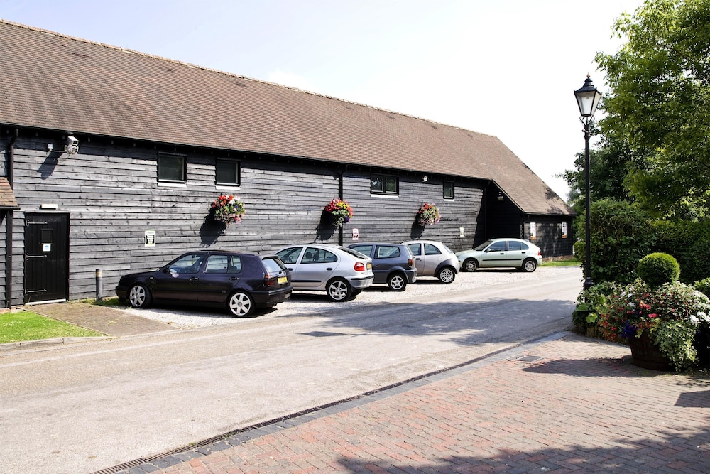 premier inn st albans bricket wood