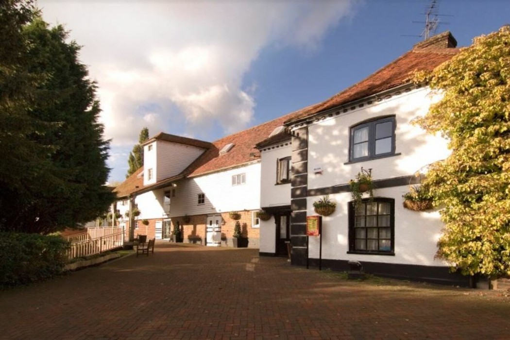 premier inn st albans bricket wood