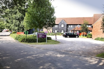 premier inn st albans bricket wood