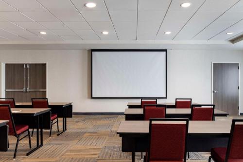 home2 suites by hilton east haven new haven