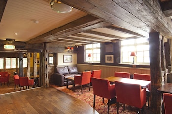 premier inn manchester handforth