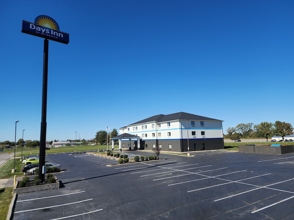 days inn by wyndham collinsville st louis