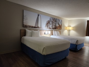 days inn by wyndham collinsville st louis