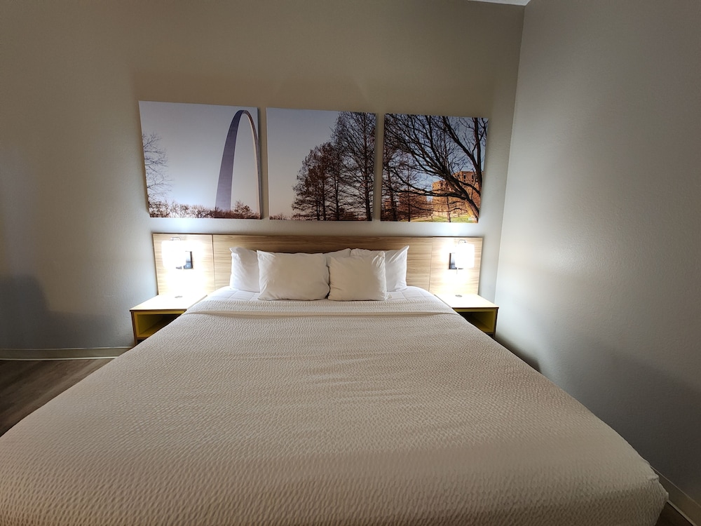 days inn by wyndham collinsville st louis