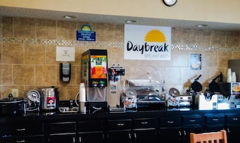 Days Inn By Wyndham Collinsville/St. Louis,Collinsville>>Belleville,3 star