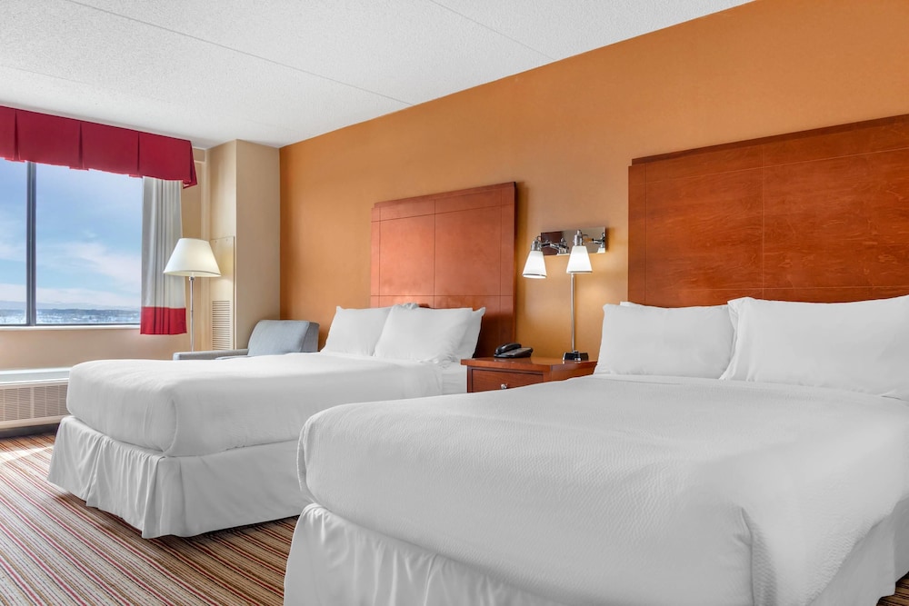 radisson hotel detroit metro airport