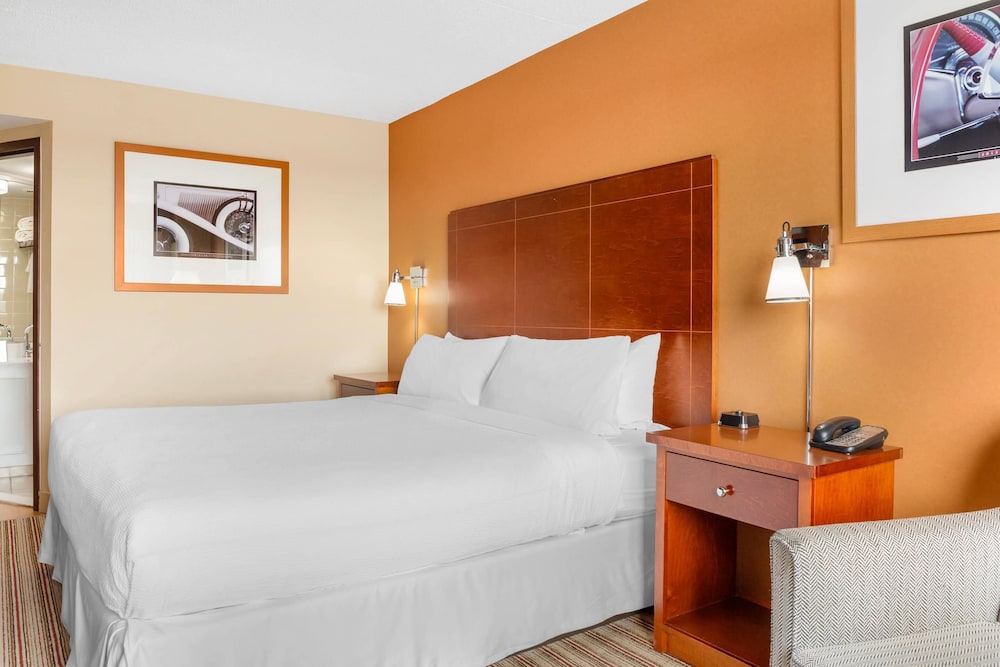 radisson hotel detroit metro airport
