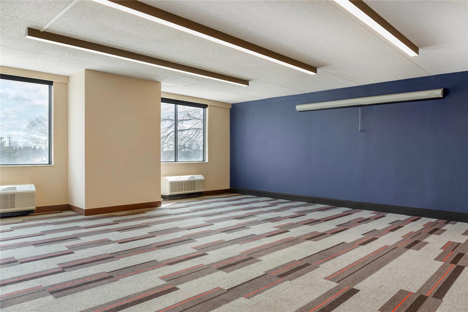 radisson hotel detroit metro airport