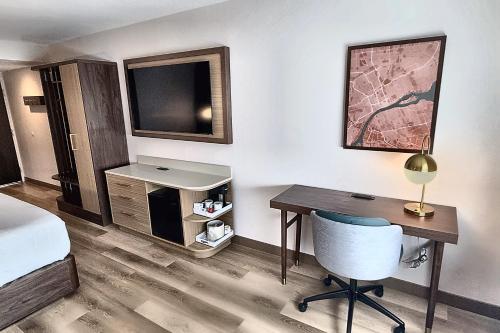 radisson hotel detroit metro airport