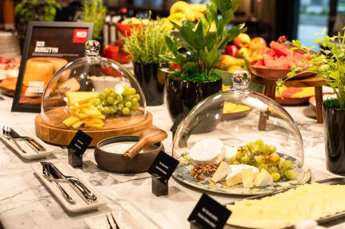 radisson red hotel and apartments krakow
