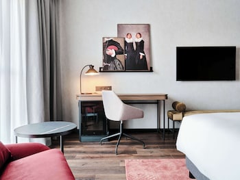 radisson red hotel and apartments krakow