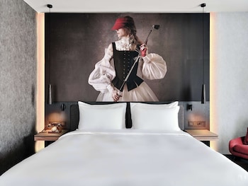 radisson red hotel and apartments krakow