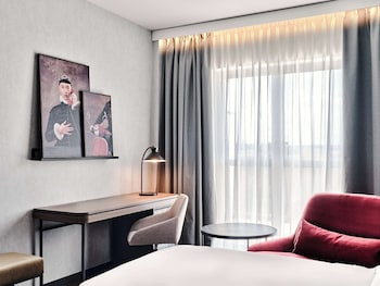 radisson red hotel and apartments krakow