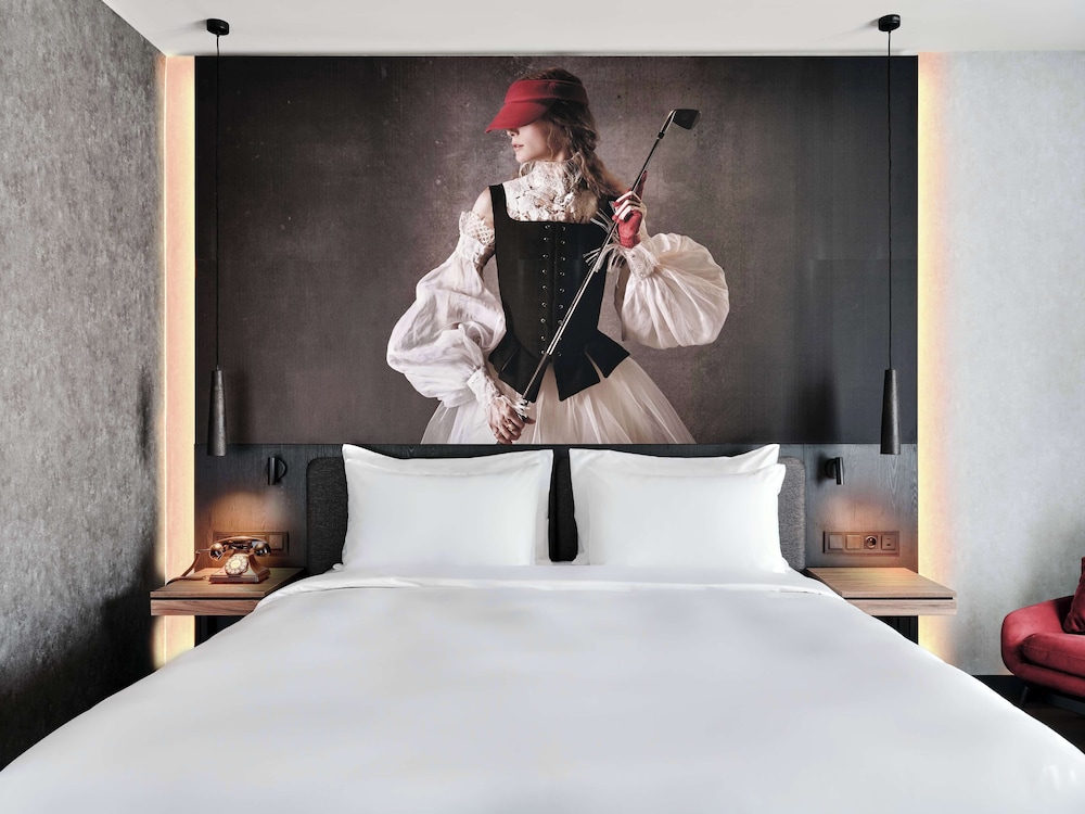 radisson red hotel and apartments krakow