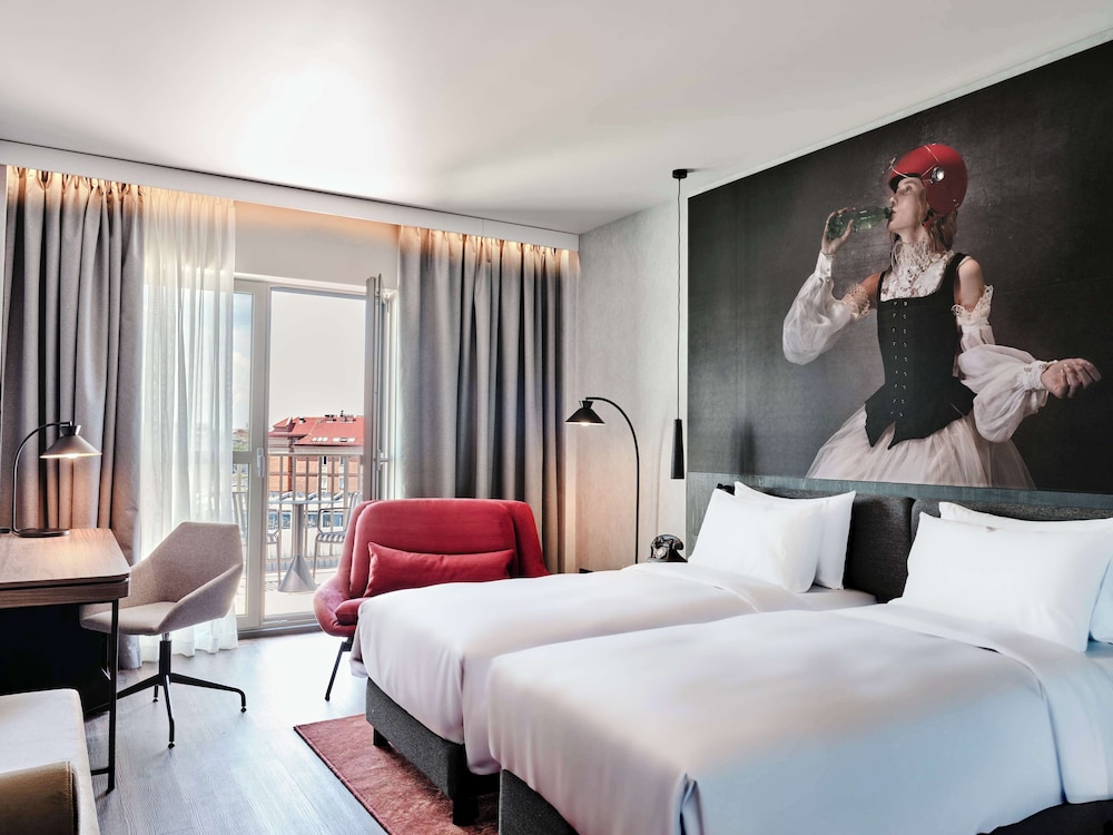 radisson red hotel and apartments krakow