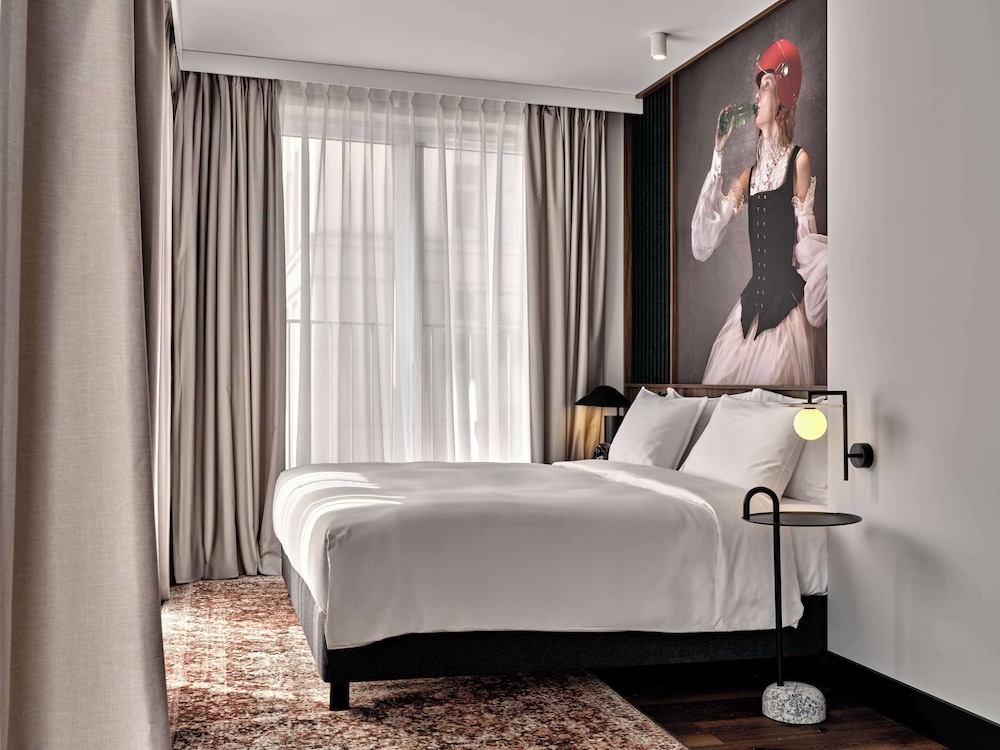 radisson red hotel and apartments krakow