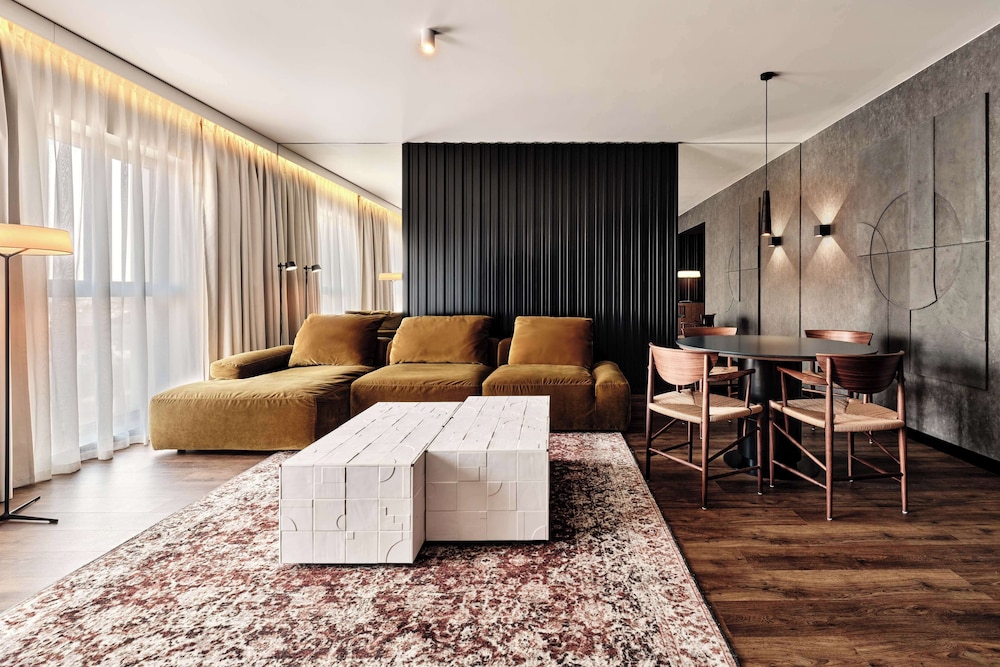 radisson red hotel and apartments krakow
