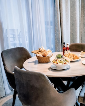radisson residences cairo heliopolis