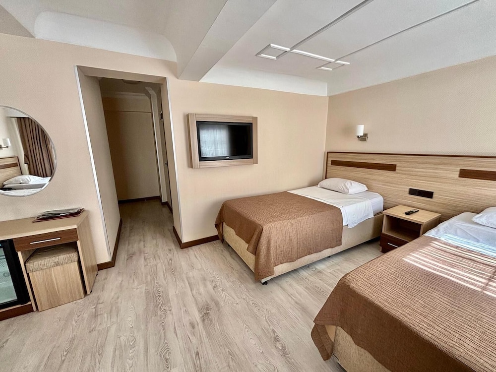 gold hotel