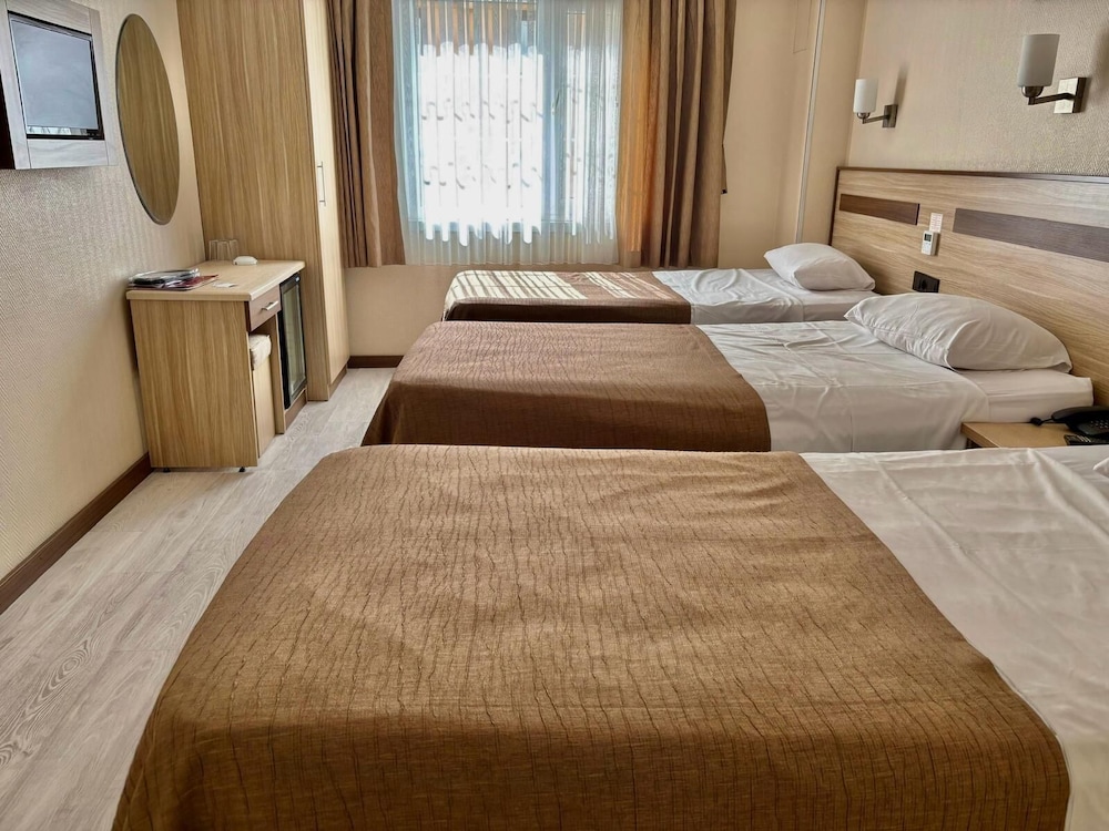 gold hotel