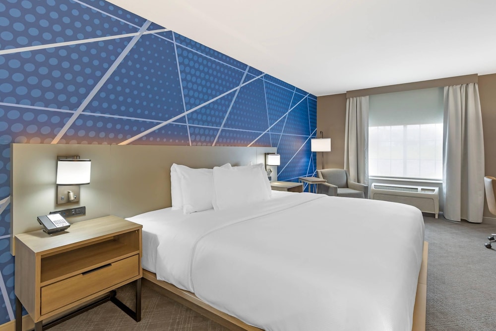 summerset hotel and suites