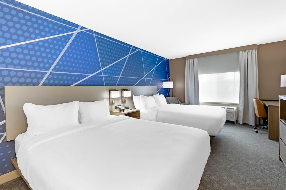 summerset hotel and suites