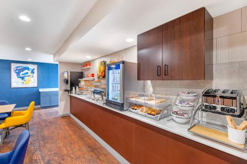 summerset hotel and suites