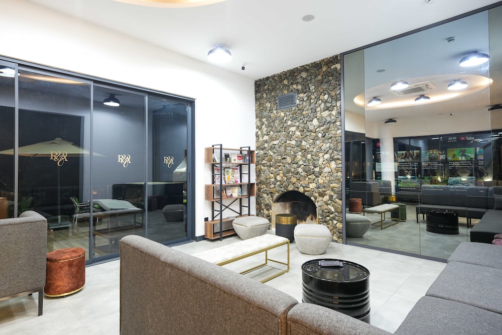 ramitos boutique hotel