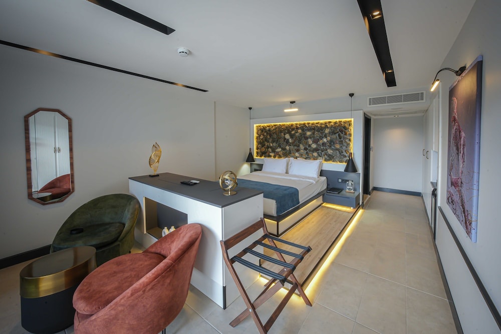 ramitos boutique hotel